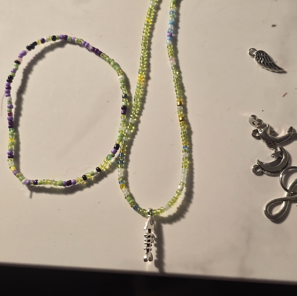 Custom-made glass bead necklaces and braclets